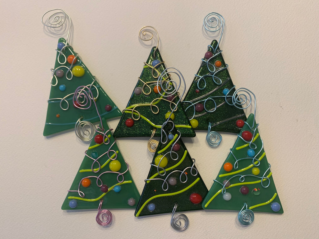 Wire-wrapped Christmas Tree Ornament