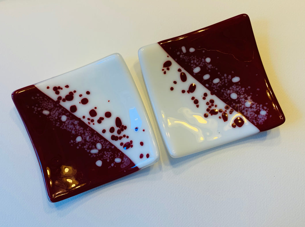 Positive/Negative Sushi in Deep Red/White